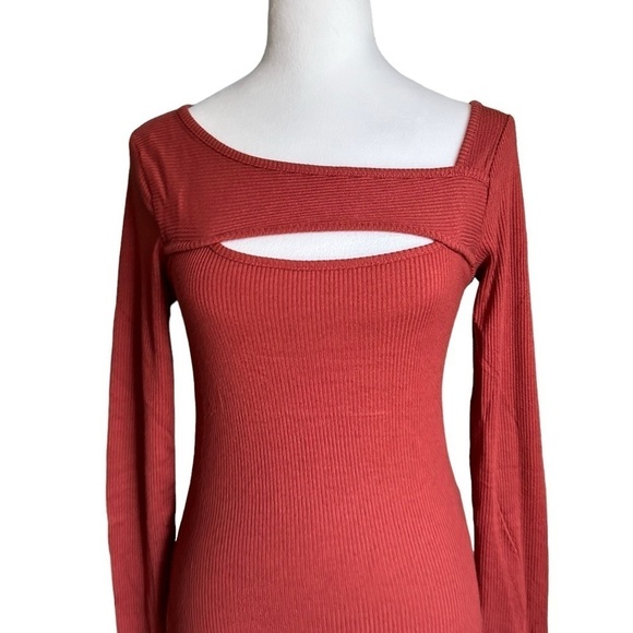 Nicole Miller Sienna Long Sleeve Stretchy Top size Small - Picture 12 of 15